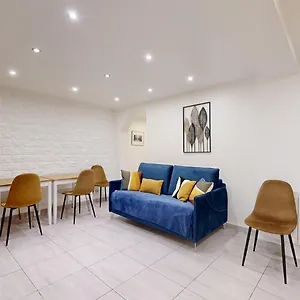 302 Dylan - Superbe A , Paris France